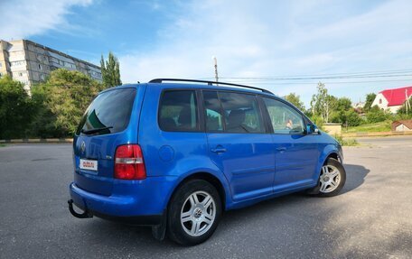 Volkswagen Touran III, 2005 год, 645 000 рублей, 9 фотография