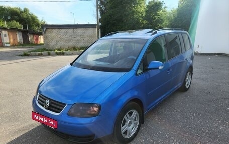 Volkswagen Touran III, 2005 год, 645 000 рублей, 6 фотография