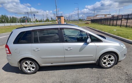 Opel Zafira B, 2008 год, 700 000 рублей, 3 фотография