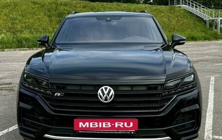 Volkswagen Touareg III, 2018 год, 6 000 000 рублей, 2 фотография