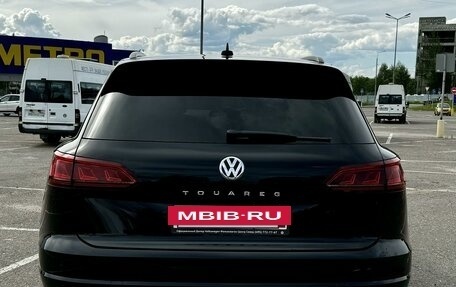 Volkswagen Touareg III, 2018 год, 6 000 000 рублей, 7 фотография