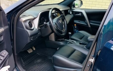 Toyota RAV4, 2019 год, 3 250 000 рублей, 5 фотография