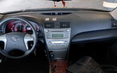 Toyota Camry, 2011 год, 1 650 000 рублей, 8 фотография