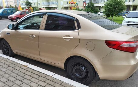 KIA Rio III рестайлинг, 2013 год, 820 000 рублей, 3 фотография