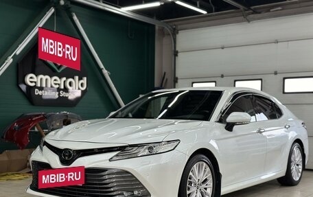 Toyota Camry, 2019 год, 3 270 000 рублей, 16 фотография