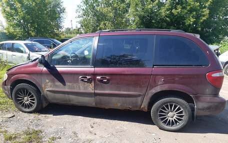 Chrysler Voyager IV, 2002 год, 275 000 рублей, 2 фотография