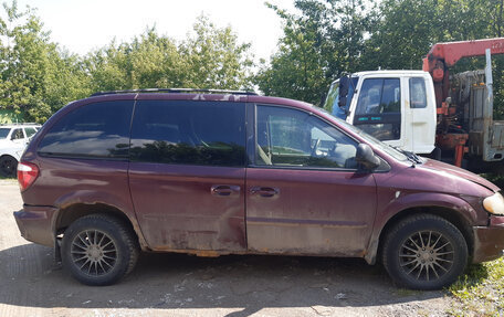 Chrysler Voyager IV, 2002 год, 275 000 рублей, 3 фотография