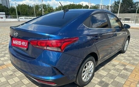 Hyundai Solaris II рестайлинг, 2021 год, 1 650 000 рублей, 7 фотография