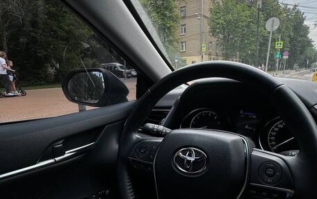 Toyota Camry, 2021 год, 3 800 000 рублей, 7 фотография