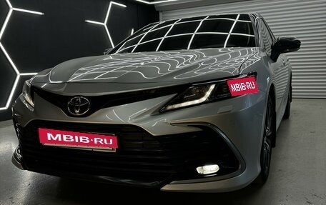 Toyota Camry, 2021 год, 3 800 000 рублей, 3 фотография