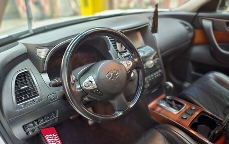 Infiniti QX70, 2017 год, 3 490 000 рублей, 4 фотография