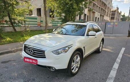 Infiniti QX70, 2017 год, 3 490 000 рублей, 18 фотография