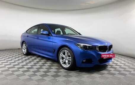BMW 3 серия, 2018 год, 2 990 000 рублей, 3 фотография