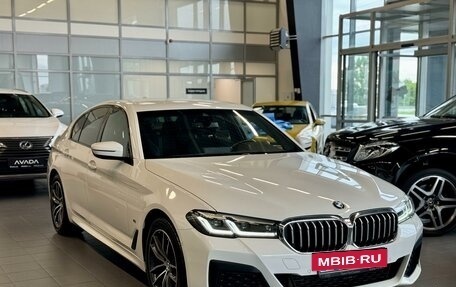 BMW 5 серия, 2020 год, 4 599 000 рублей, 3 фотография