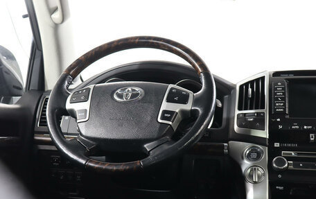 Toyota Land Cruiser 200, 2014 год, 4 587 000 рублей, 14 фотография