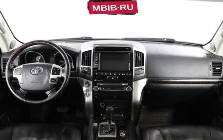 Toyota Land Cruiser 200, 2014 год, 4 587 000 рублей, 12 фотография