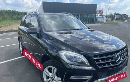 Mercedes-Benz M-Класс, 2014 год, 3 450 000 рублей, 2 фотография