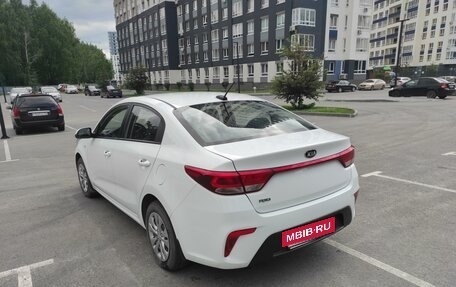 KIA Rio IV, 2017 год, 1 330 000 рублей, 5 фотография