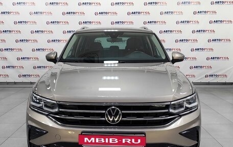 Volkswagen Tiguan II, 2021 год, 3 965 000 рублей, 3 фотография