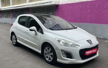 Peugeot 308 II, 2011 год, 790 000 рублей, 2 фотография