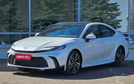 Toyota Camry, 2024 год, 4 400 000 рублей, 1 фотография