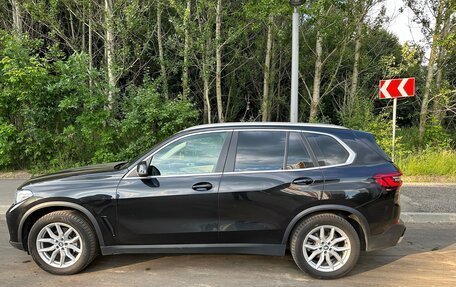 BMW X5, 2019 год, 5 400 000 рублей, 2 фотография