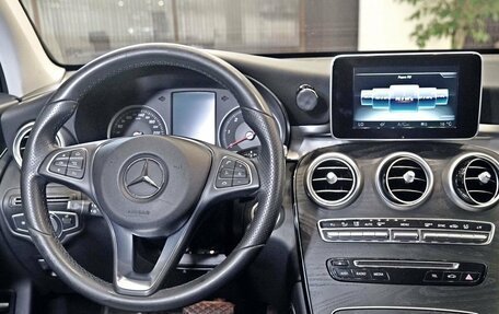 Mercedes-Benz GLC, 2017 год, 3 300 000 рублей, 15 фотография