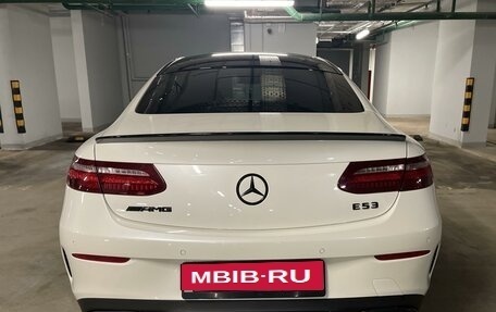 Mercedes-Benz E-Класс, 2017 год, 5 990 000 рублей, 6 фотография