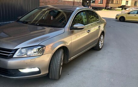 Volkswagen Passat B7, 2012 год, 1 100 000 рублей, 1 фотография