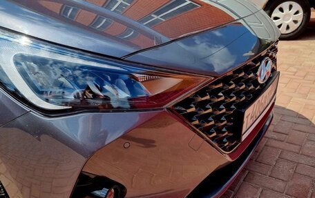 Hyundai Solaris II рестайлинг, 2021 год, 1 800 000 рублей, 20 фотография