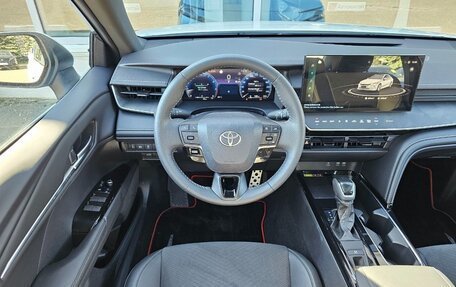 Toyota Camry, 2024 год, 4 400 000 рублей, 12 фотография