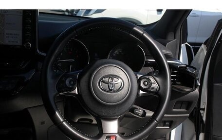 Toyota C-HR I рестайлинг, 2021 год, 1 550 000 рублей, 13 фотография
