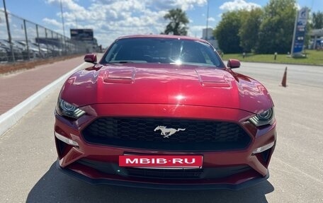 Ford Mustang VI рестайлинг, 2020 год, 3 350 000 рублей, 3 фотография