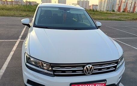 Volkswagen Tiguan II, 2017 год, 2 249 000 рублей, 2 фотография