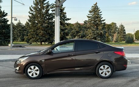 Hyundai Solaris II рестайлинг, 2015 год, 950 000 рублей, 8 фотография