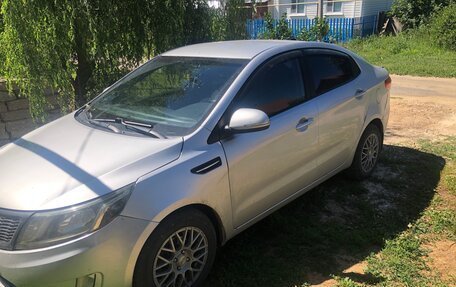 KIA Rio III рестайлинг, 2013 год, 780 000 рублей, 3 фотография