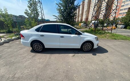 Volkswagen Polo VI (EU Market), 2017 год, 1 000 000 рублей, 3 фотография