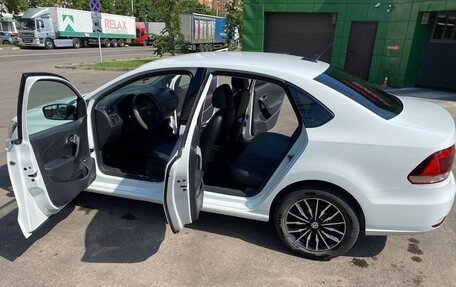 Volkswagen Polo VI (EU Market), 2017 год, 1 000 000 рублей, 7 фотография