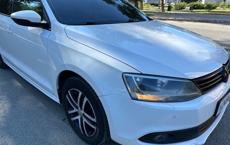 Volkswagen Jetta VI, 2011 год, 1 100 000 рублей, 8 фотография