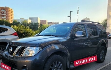 Nissan Pathfinder, 2010 год, 1 720 000 рублей, 1 фотография