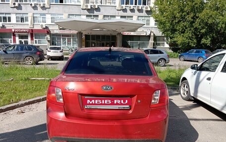 KIA Rio II, 2011 год, 700 000 рублей, 3 фотография