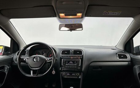 Volkswagen Polo VI (EU Market), 2017 год, 1 129 000 рублей, 13 фотография