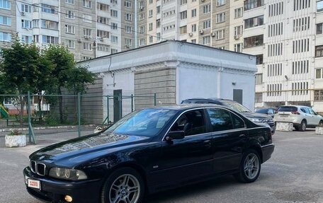 BMW 5 серия, 2003 год, 750 000 рублей, 11 фотография