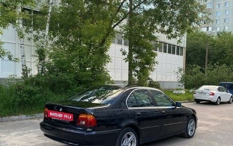 BMW 5 серия, 2003 год, 750 000 рублей, 12 фотография