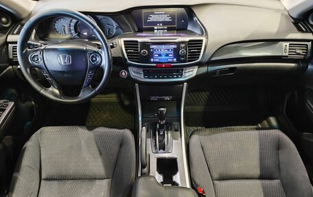 Honda Accord IX рестайлинг, 2013 год, 1 499 000 рублей, 10 фотография