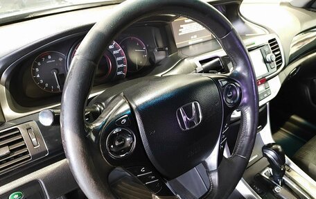 Honda Accord IX рестайлинг, 2013 год, 1 499 000 рублей, 14 фотография