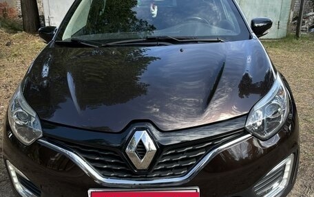 Renault Kaptur I рестайлинг, 2018 год, 1 820 000 рублей, 1 фотография