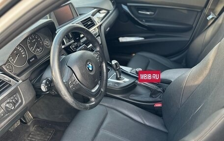 BMW 3 серия, 2018 год, 2 350 000 рублей, 14 фотография