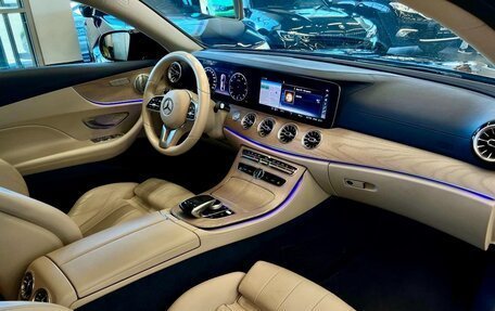 Mercedes-Benz E-Класс, 2019 год, 3 899 000 рублей, 7 фотография