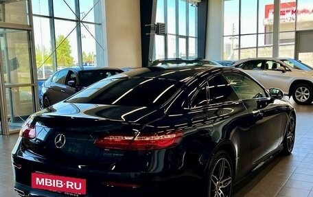 Mercedes-Benz E-Класс, 2019 год, 3 899 000 рублей, 3 фотография